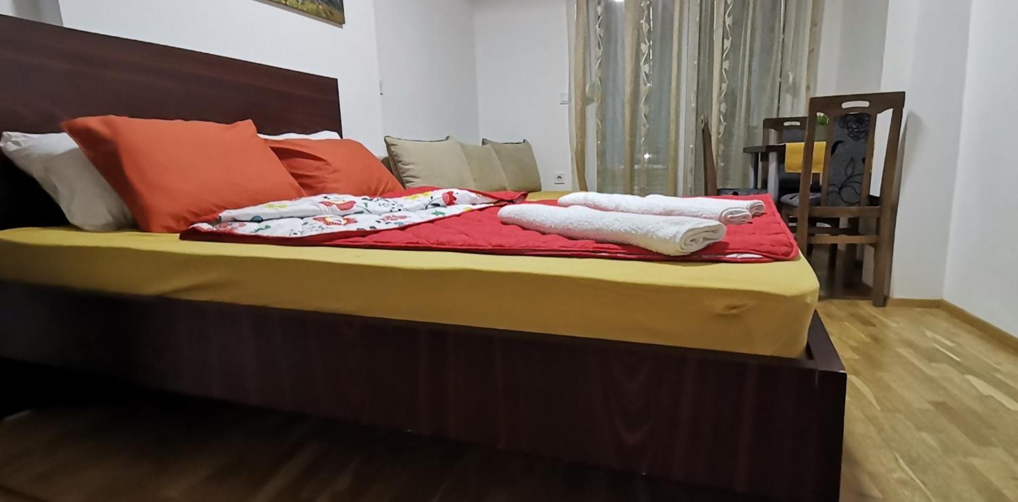 Center Apartment Delfina Ohrid Luaran gambar